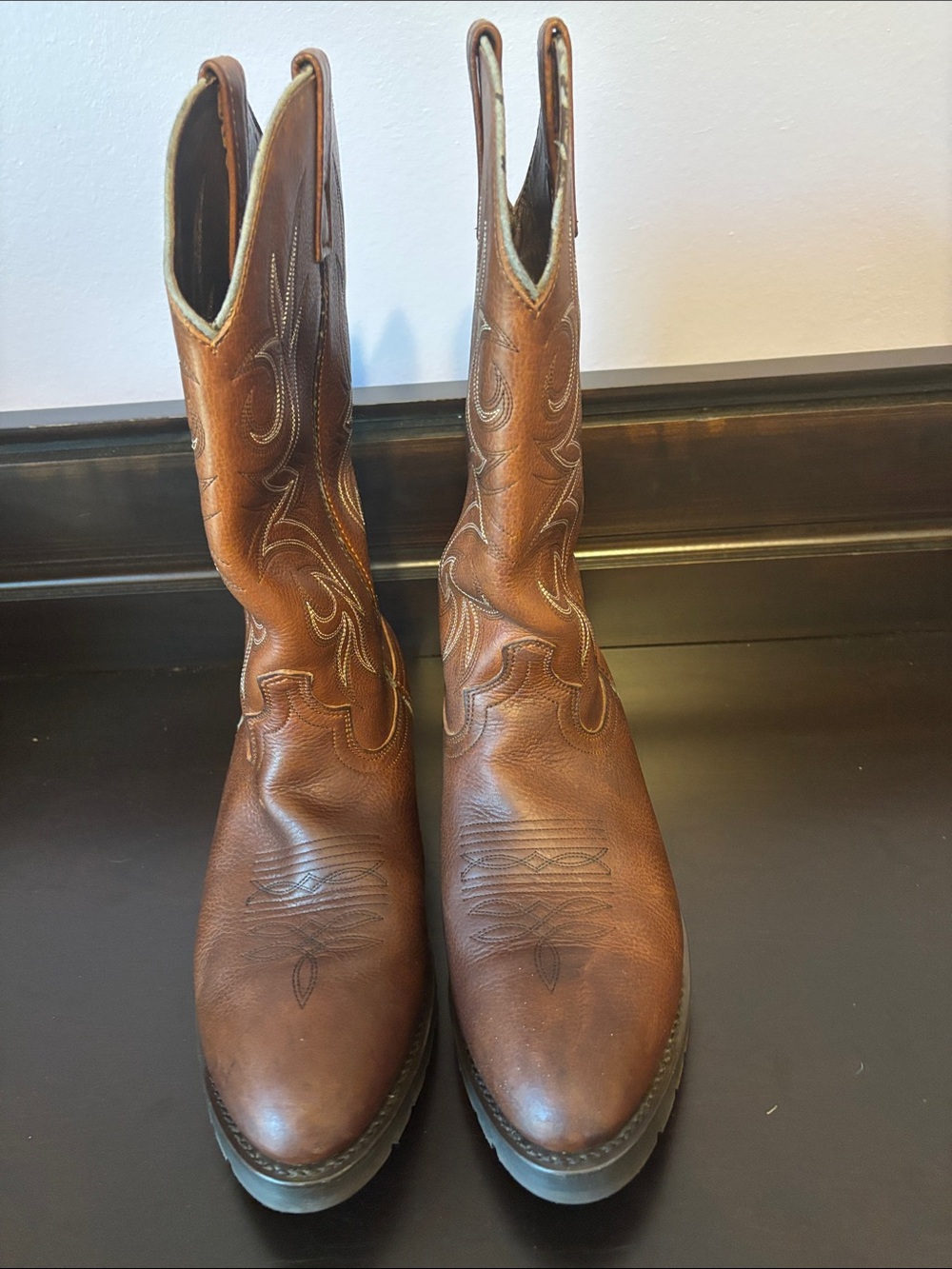 Dan Post Leather Western Cowboy Boots with Decorative Stitching